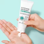 APLB Glutathione Niacinamide Facial Cleanser 80ml - immagine 2